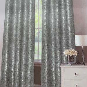 Matching curtains 37x84 (2)